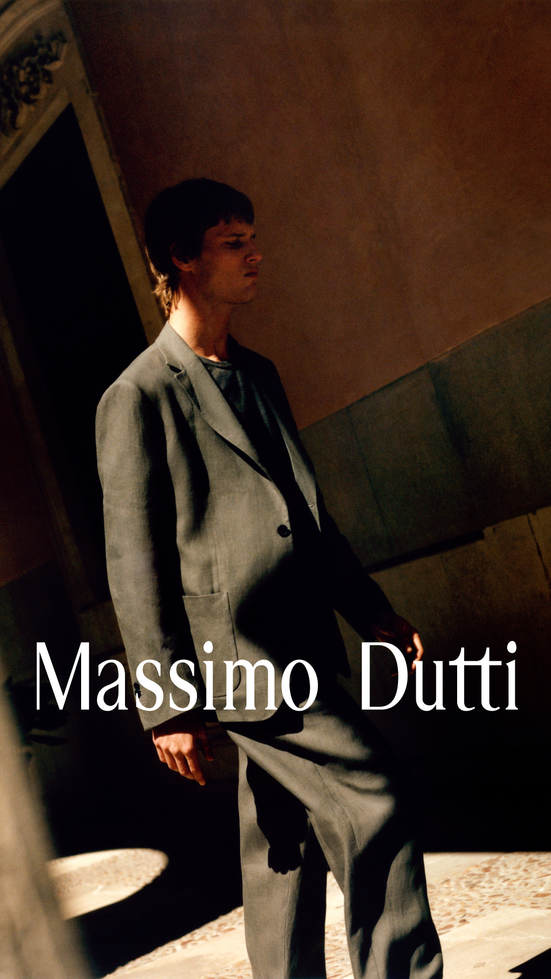 Massimo Dutti Facebook ad