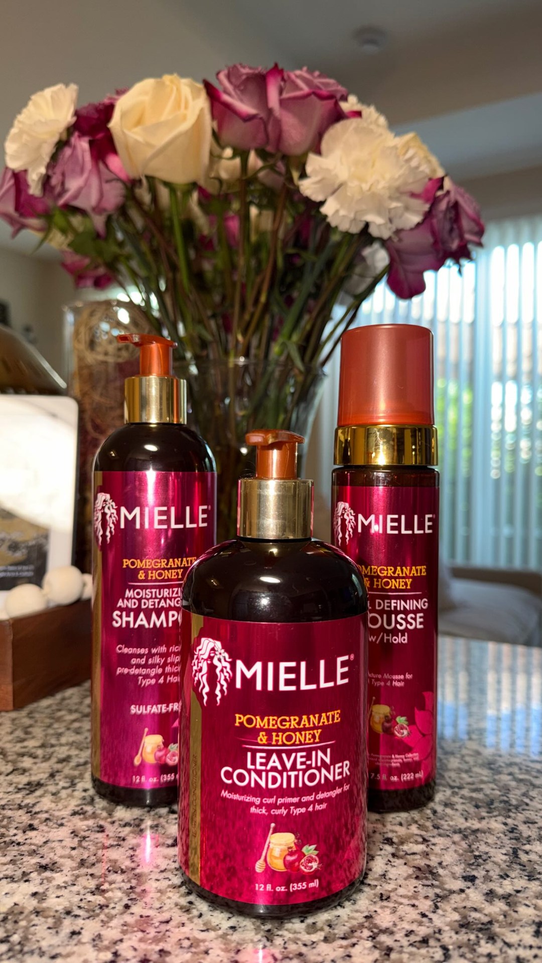 Mielle Organics Facebook ad: Busy day? My hair has to keep up…