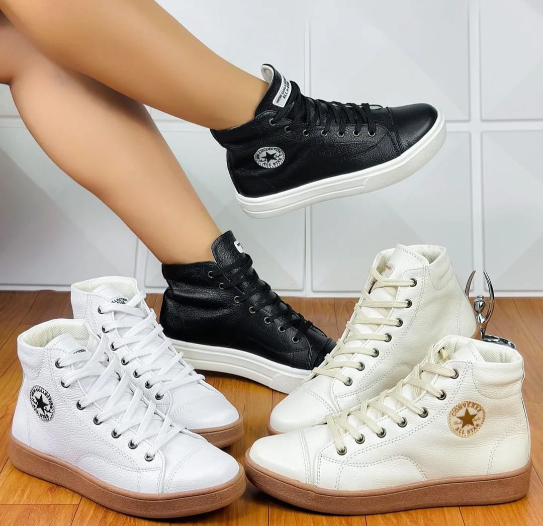 Empoderada Shoes Facebook ad: SOLICITA CATALOGO
