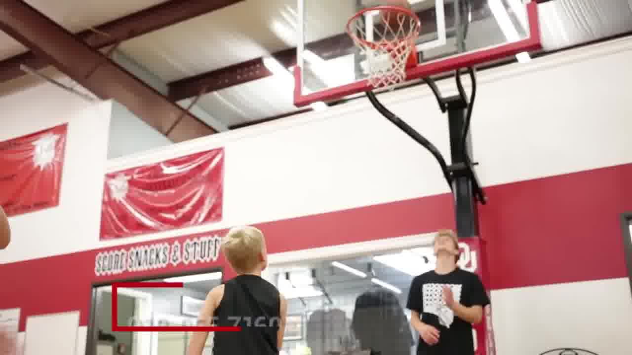 Score Basketball Facebook ad: $1 First Lesson
