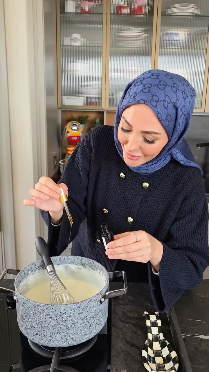 Brioni Facebook ad: Geleneksel tatlımız Kazandibi, @sukrankaymak mutfak…