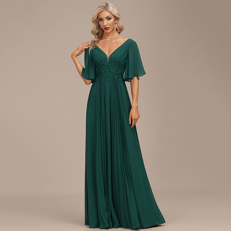 JJ's House Facebook ad: Find a dress that's made for you.