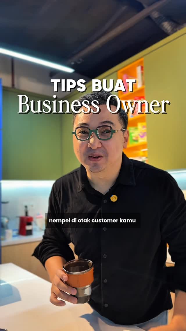 Edho Zell Pratama Facebook ad: Sekarang bikin usaha makin catchy nggak perlu mahal.