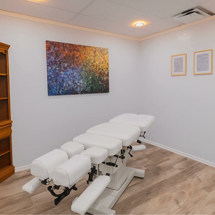 Little Longhorns & Co. Family Chiropractic Facebook ad: Live Better