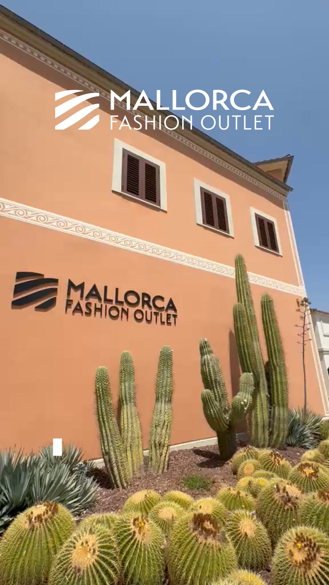 Mallorca Fashion Outlet Facebook ad: The Best Brands are in Mallorca Fashion Outlet…