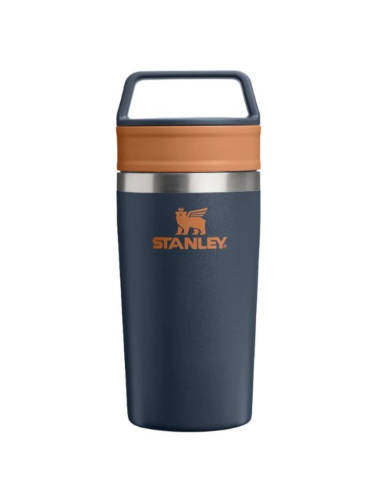 Stanley Colombia Facebook ad: Tu proteína y tu termo en uno solo…