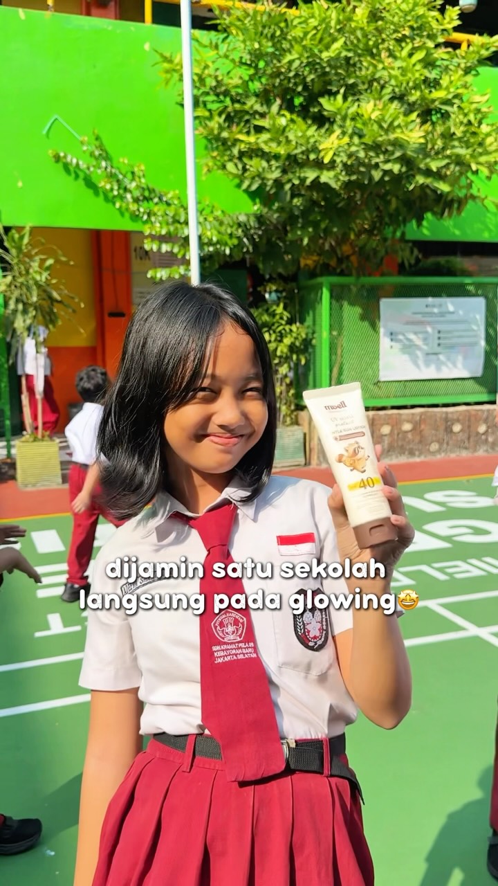 Moell Baby Skincare Facebook ad: Kalau kamu anak sekolah, claim promo Sun Lotion…