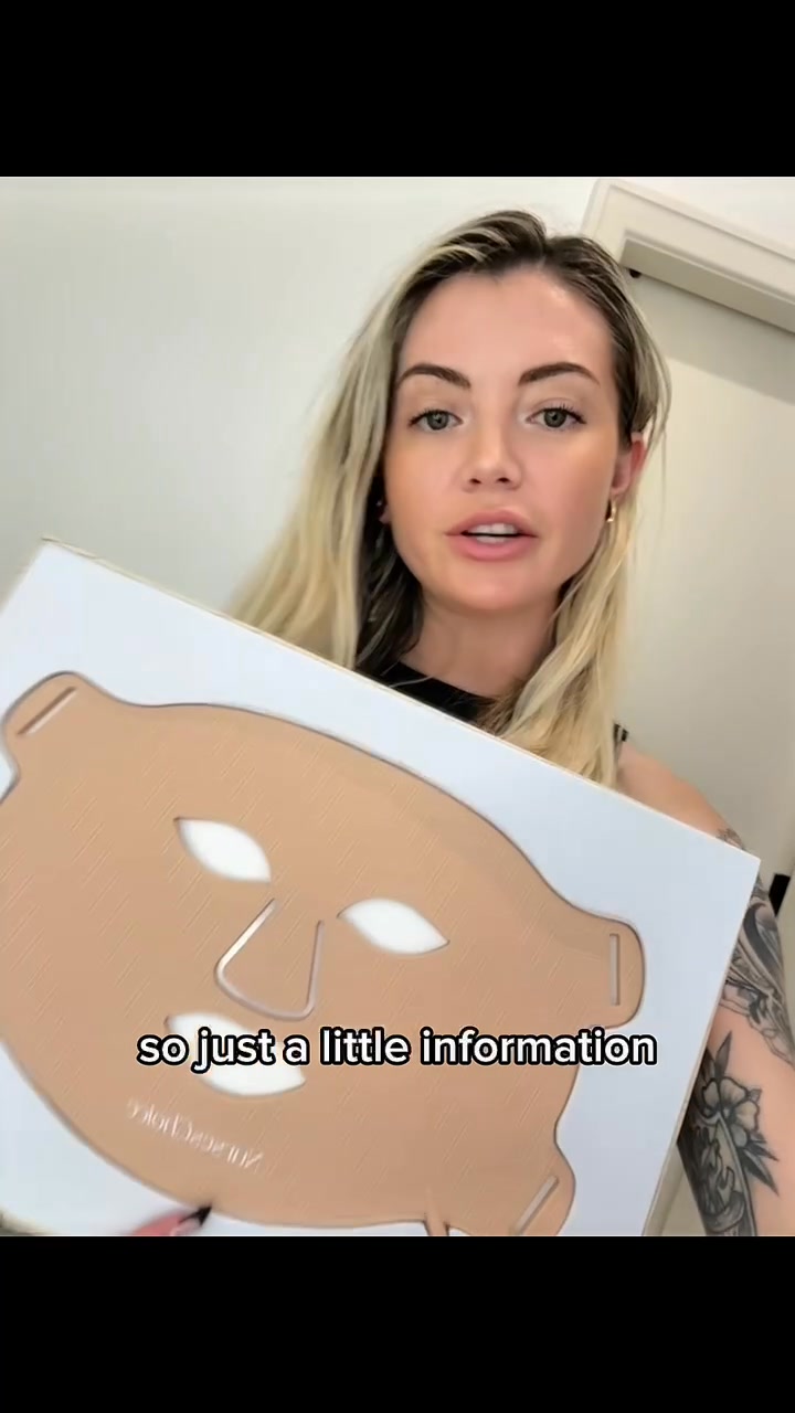 NursesChoice Facebook ad: Australia's number #1 LED Face Mask