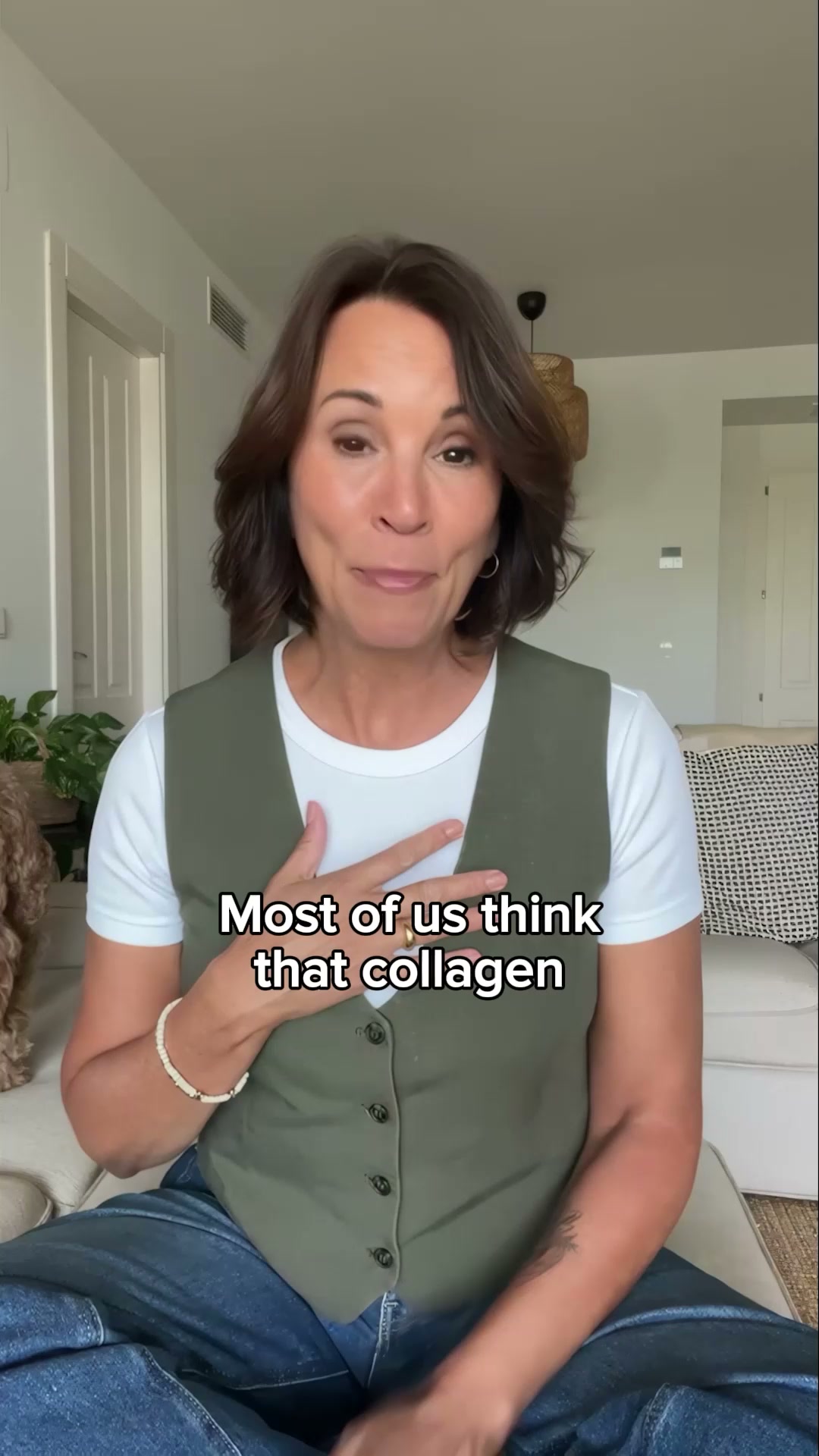 Andrea McLean Facebook ad: Women Over 40 Need This In Their Life.