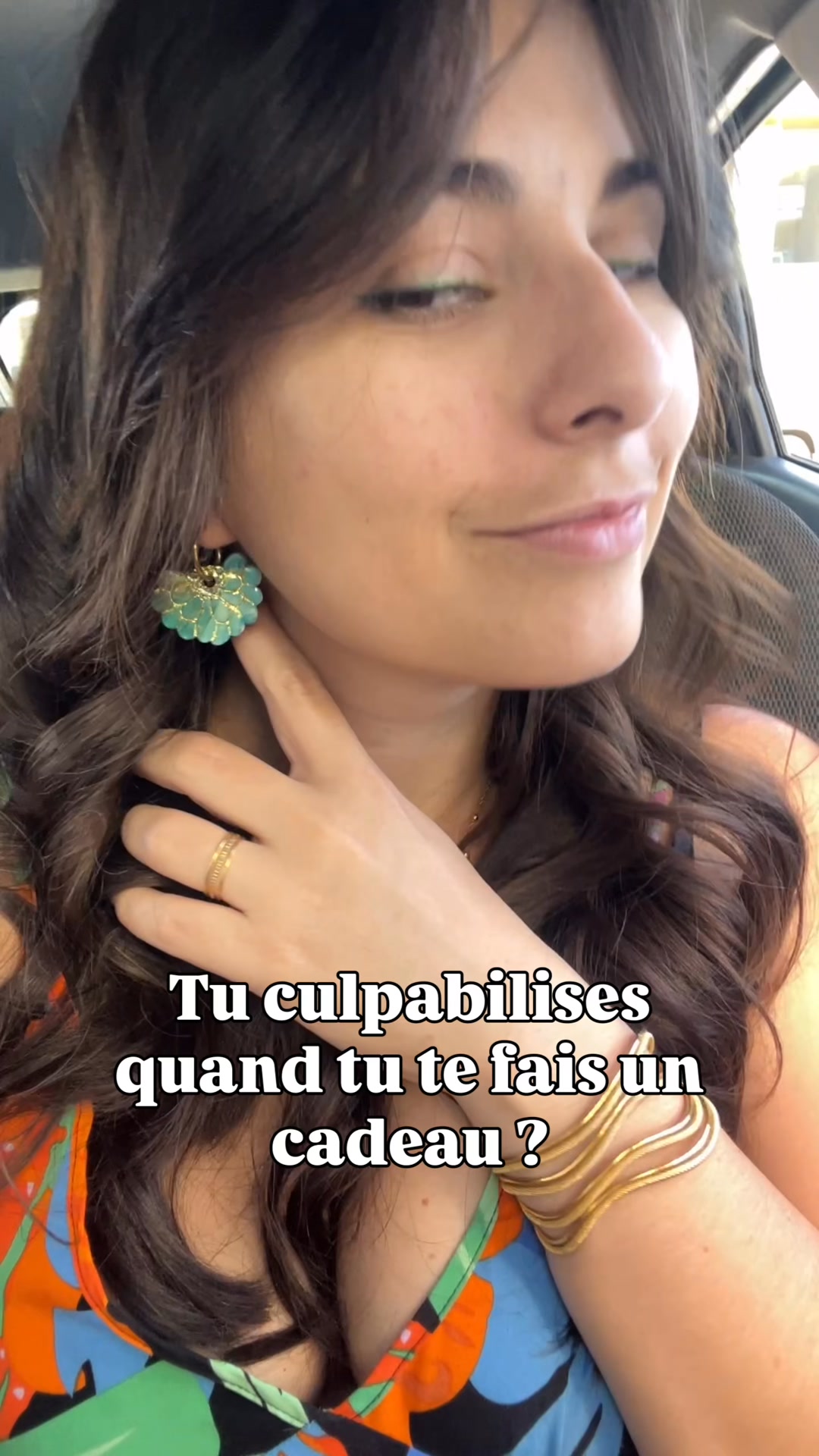 Loule Accessoires Facebook ad: Elles les adoptent tous les jours