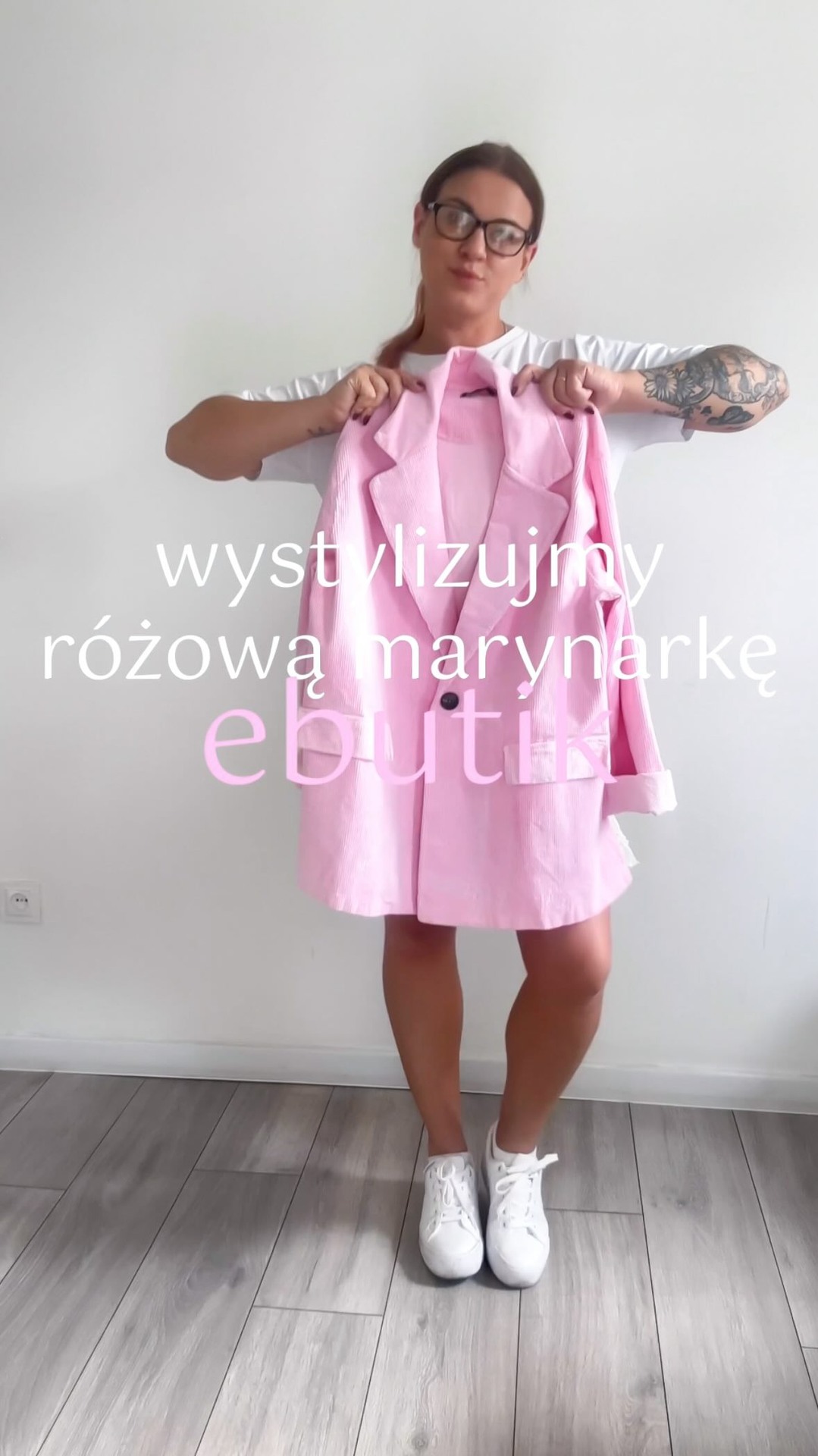 Butik Facebook ad: @ebutikpl w swoich kolekcjach nie zapomina o kolorach…
