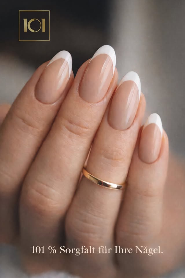 Nailounge 101 Charlottenburg Facebook ad: Nailounge Charlottenburg