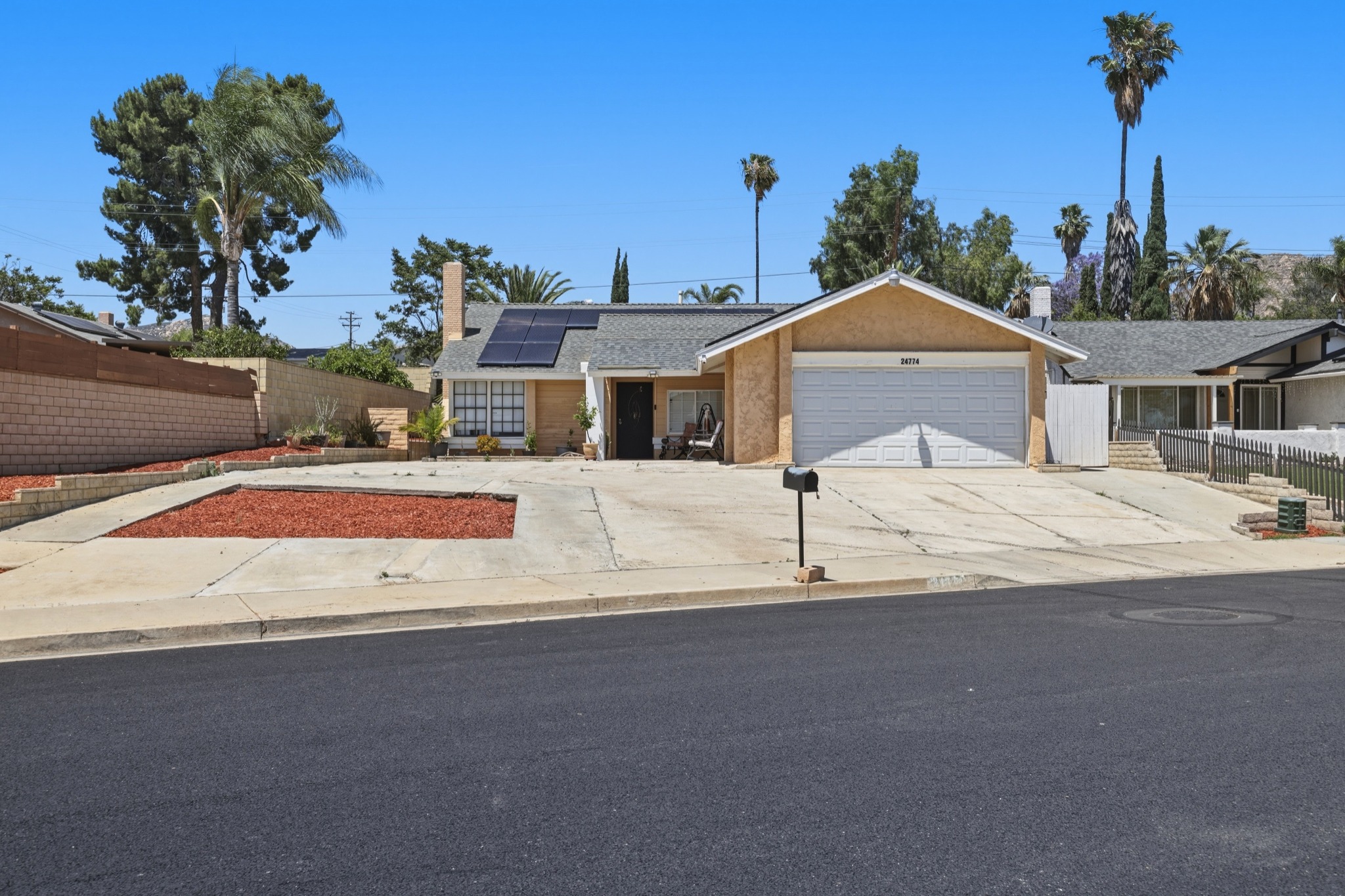 Your Home Selling Pros - David Limon Team Facebook ad: ***AWESOME MORENO VALLEY POOL HOME FOR SALE***