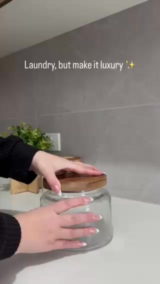 A Lil’ Luxury Facebook ad: Your Laundry Upgrade Starts Here
