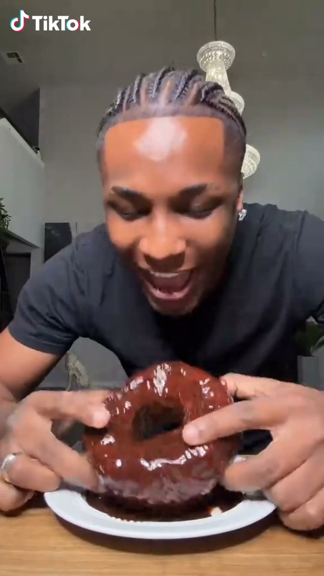 TikTok - US Facebook ad: Kick back and relax with TikTok
