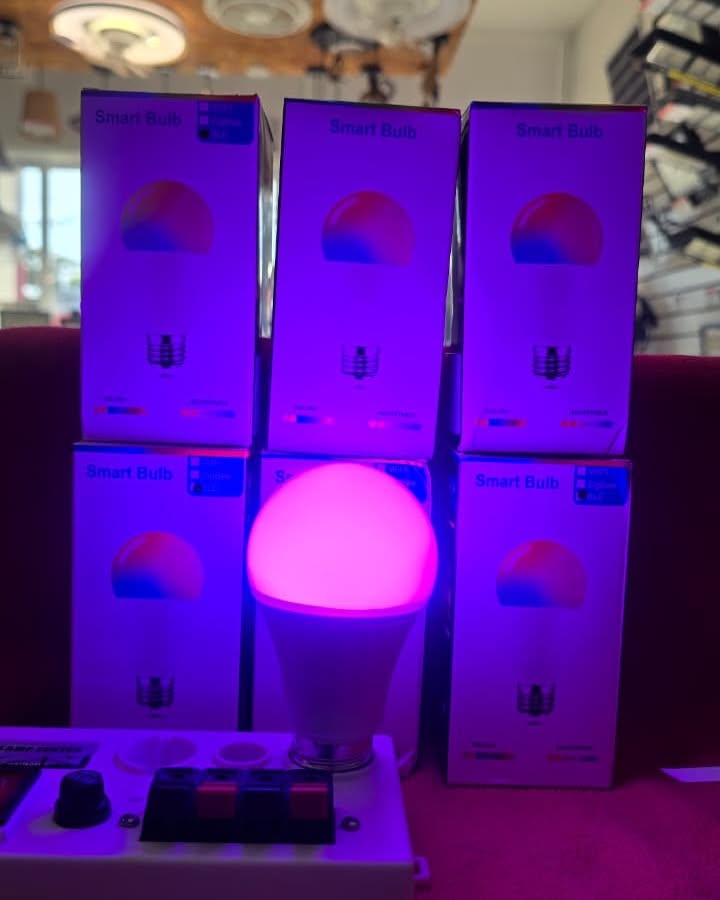 Alberto Perez Facebook ad: !REMATE! FOCO DE COLORES BLUETOOTH (8803)
