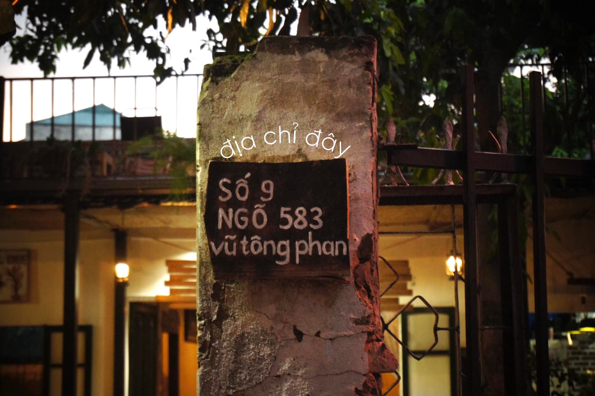 Chill Dee Coffee & Tea Facebook ad: Cậu mệt mỏi, Chill giúp cậu tỉnh bằng…
