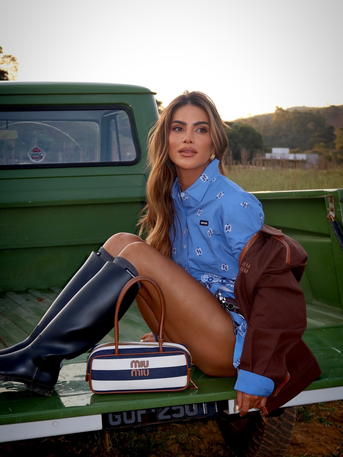VilanaMilano Facebook ad: Effortlessly chic, she captures the spirit of Miu…