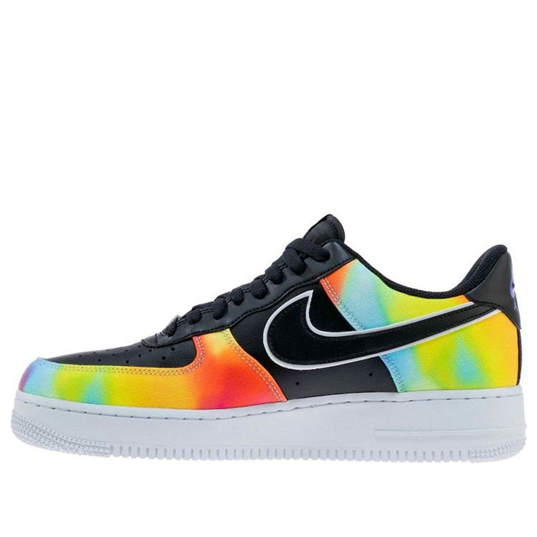 KICKS CREW Facebook ad