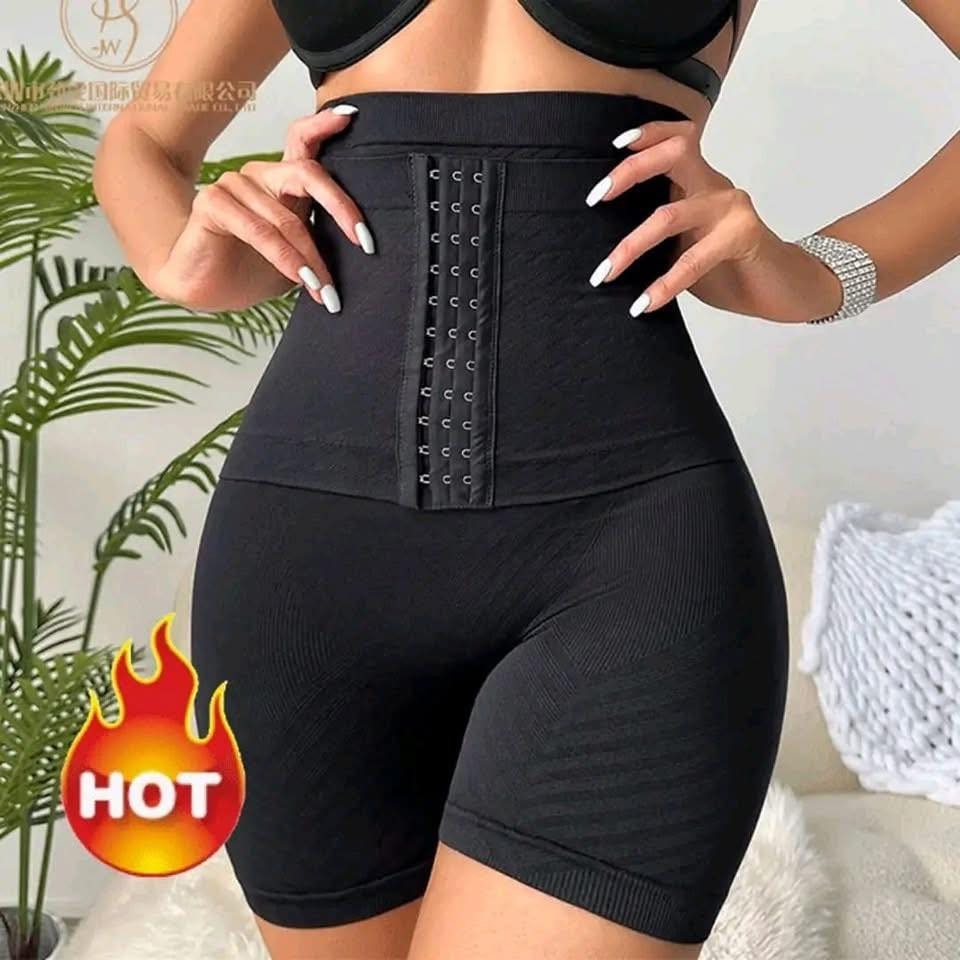 Desire Maternity Shop Facebook ad: Shape Up Your Confidence with Our Premium Body…