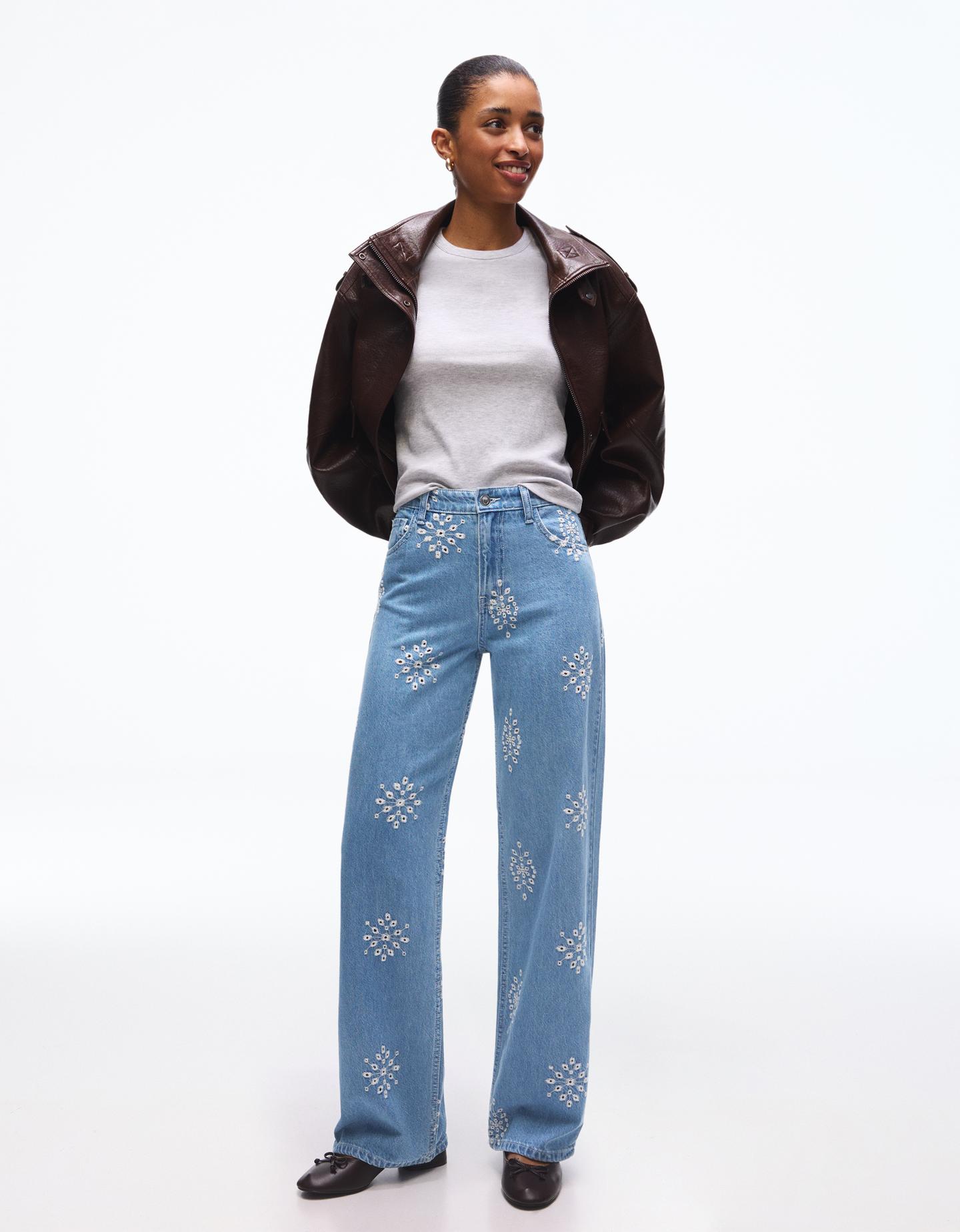 Bershka Facebook ad