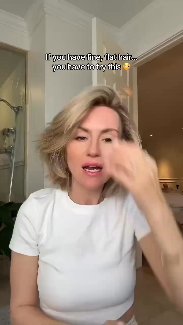 Color Wow Facebook ad: Instant Thicker-Looking Hair
