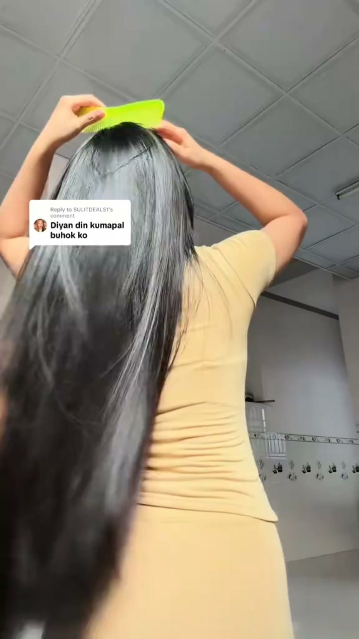 Beauty & Beyond Facebook ad: Clean Hair, Healthy-Looking Hair