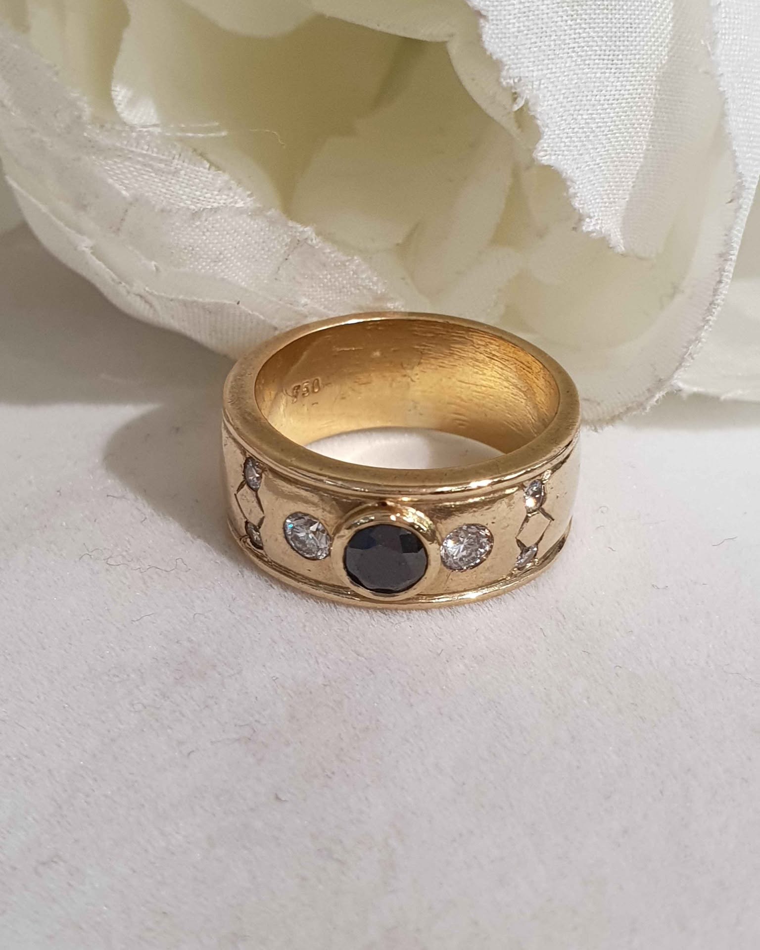 Kath Munro Facebook ad