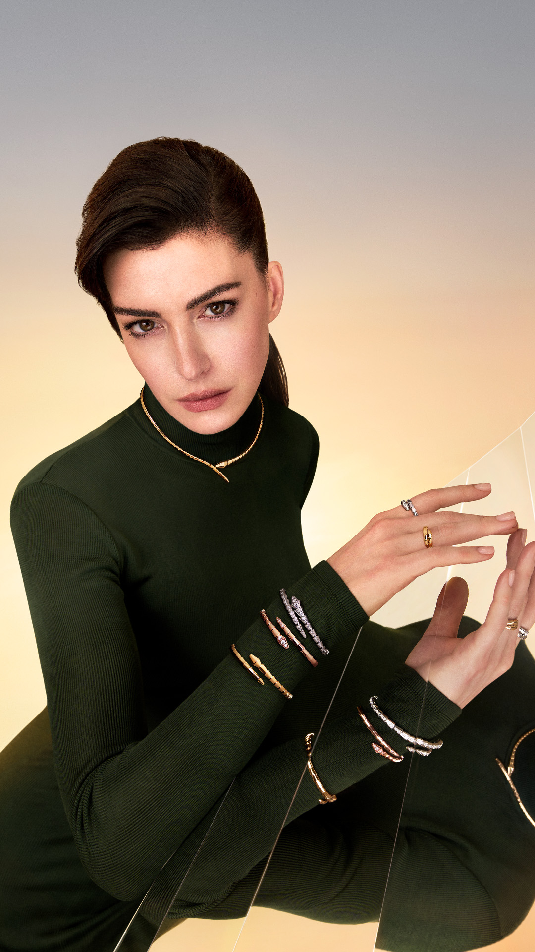 BVLGARI Facebook ad: Six radiant icons unveil a hypnotic new chapter…