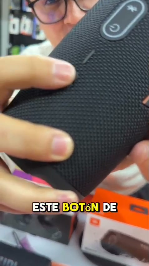 Conecta Shop Facebook ad: ¡40W de Potencia JBL que Te Acompañan Siempre!