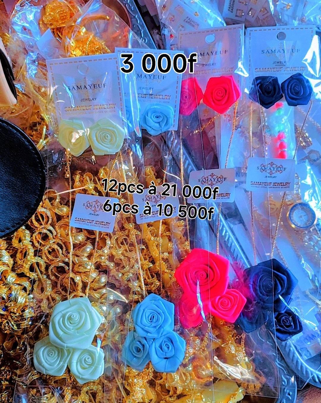 Soul Shop Facebook ad: Les bijoux sont disponibles à très bon prix