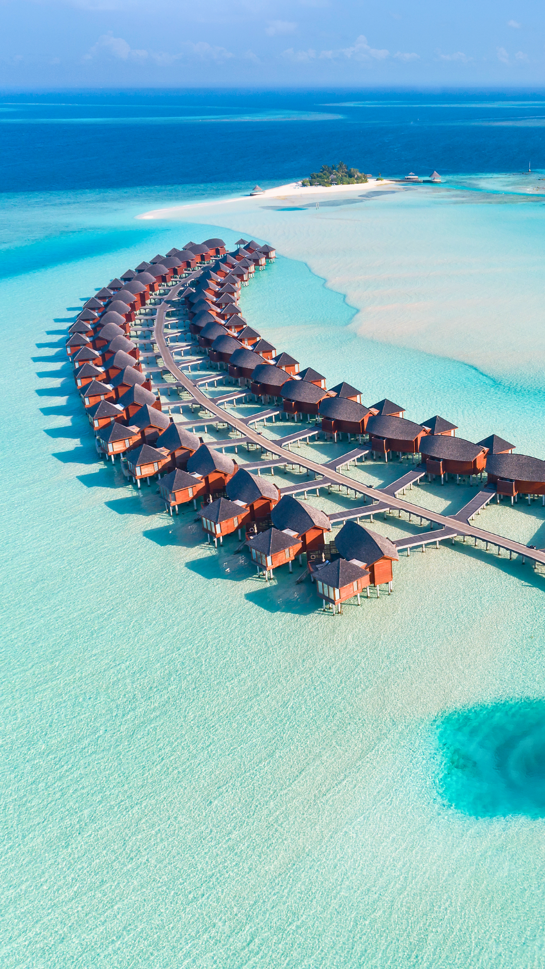 Anantara Dhigu Maldives Resort Facebook ad