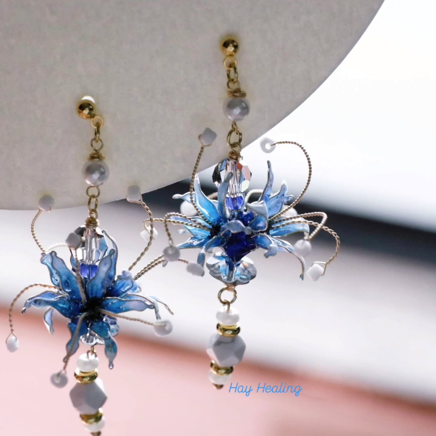 hay_healing_art_jewelry Facebook ad: 「彼岸花」系列以三步曲