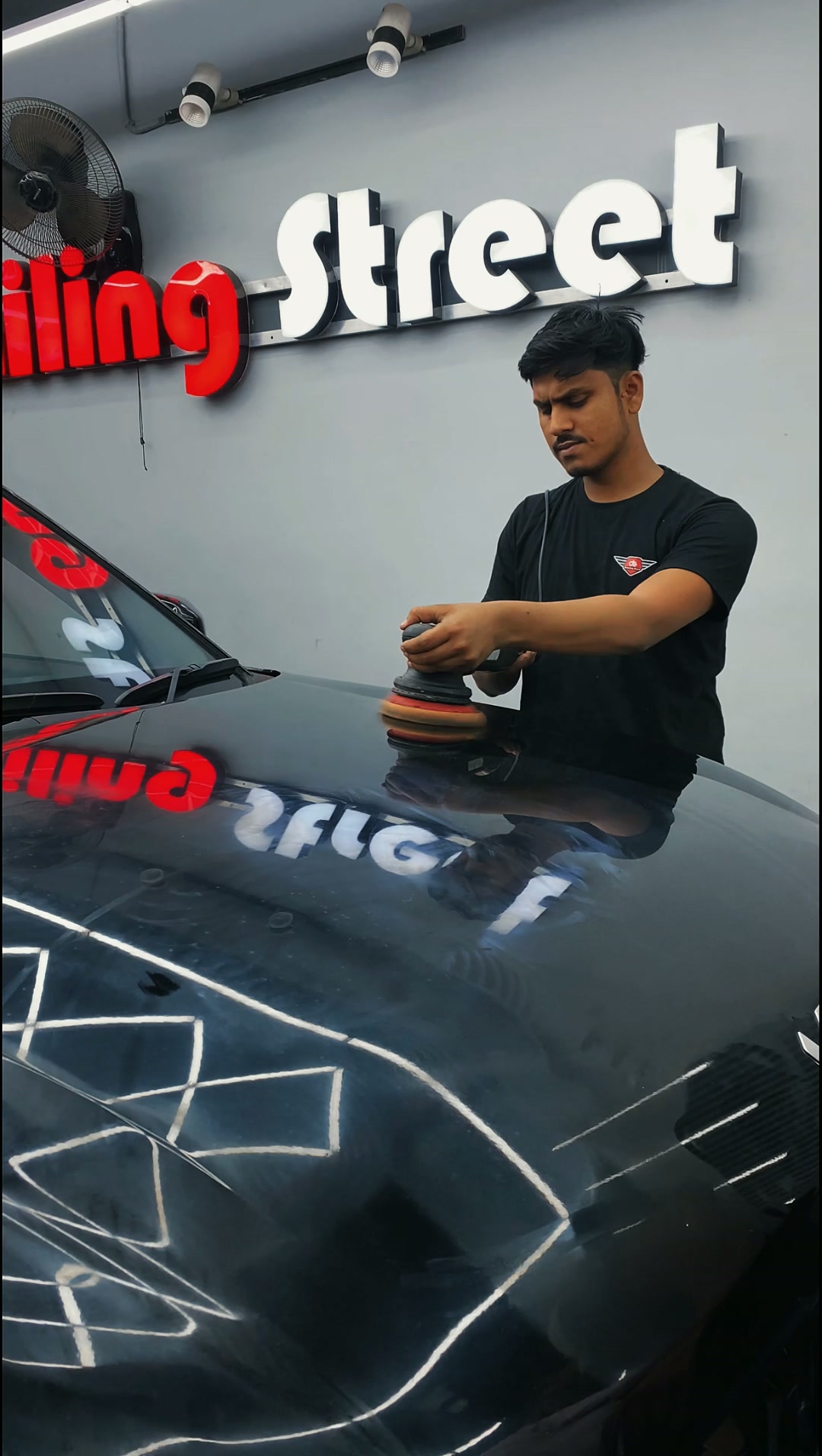 Detailing Street Vadodara Facebook ad: Dull Paint? We've Got The Solution.