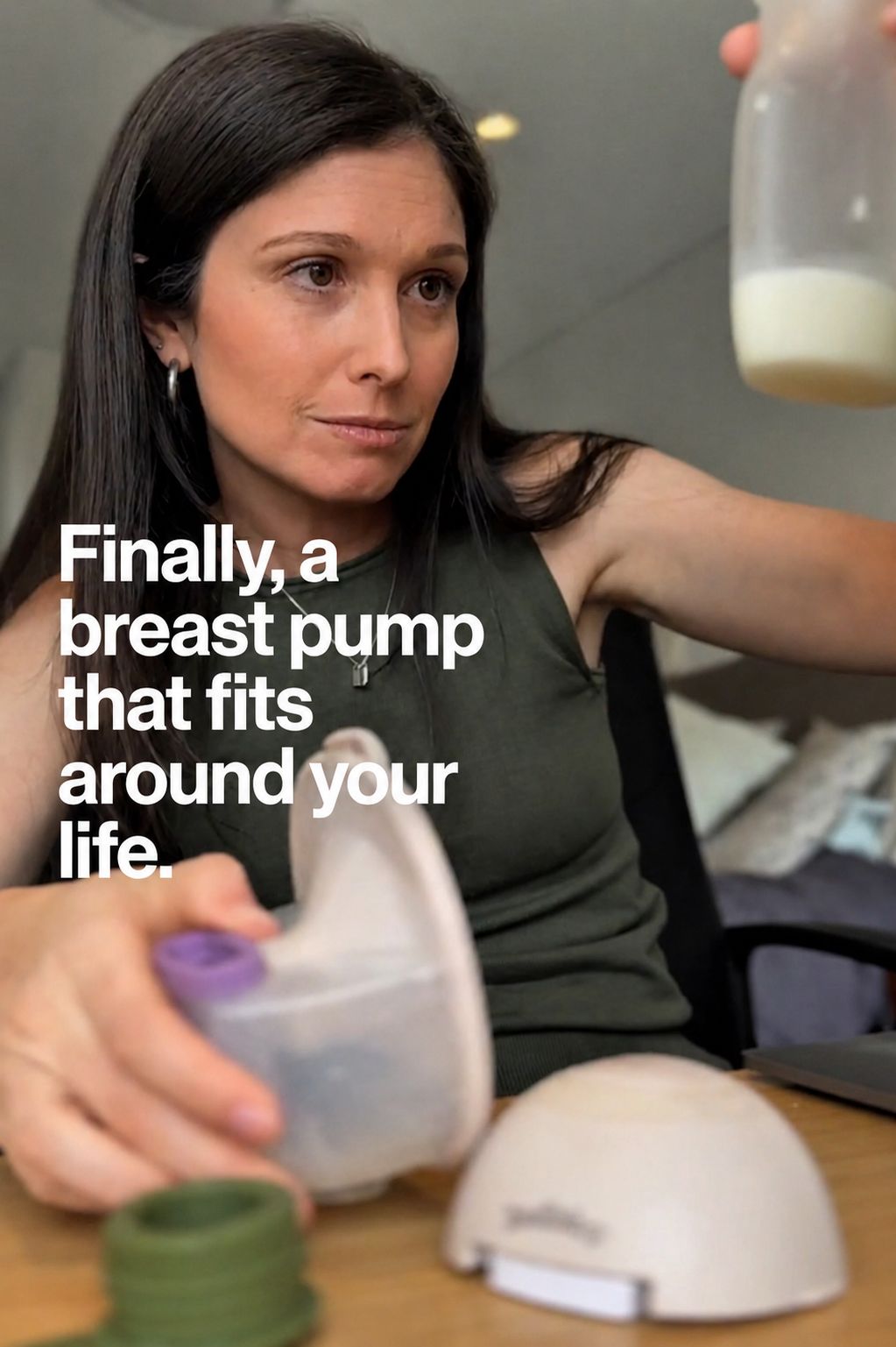 Bubka Breast Pumps Facebook ad: Expecting? Save This.