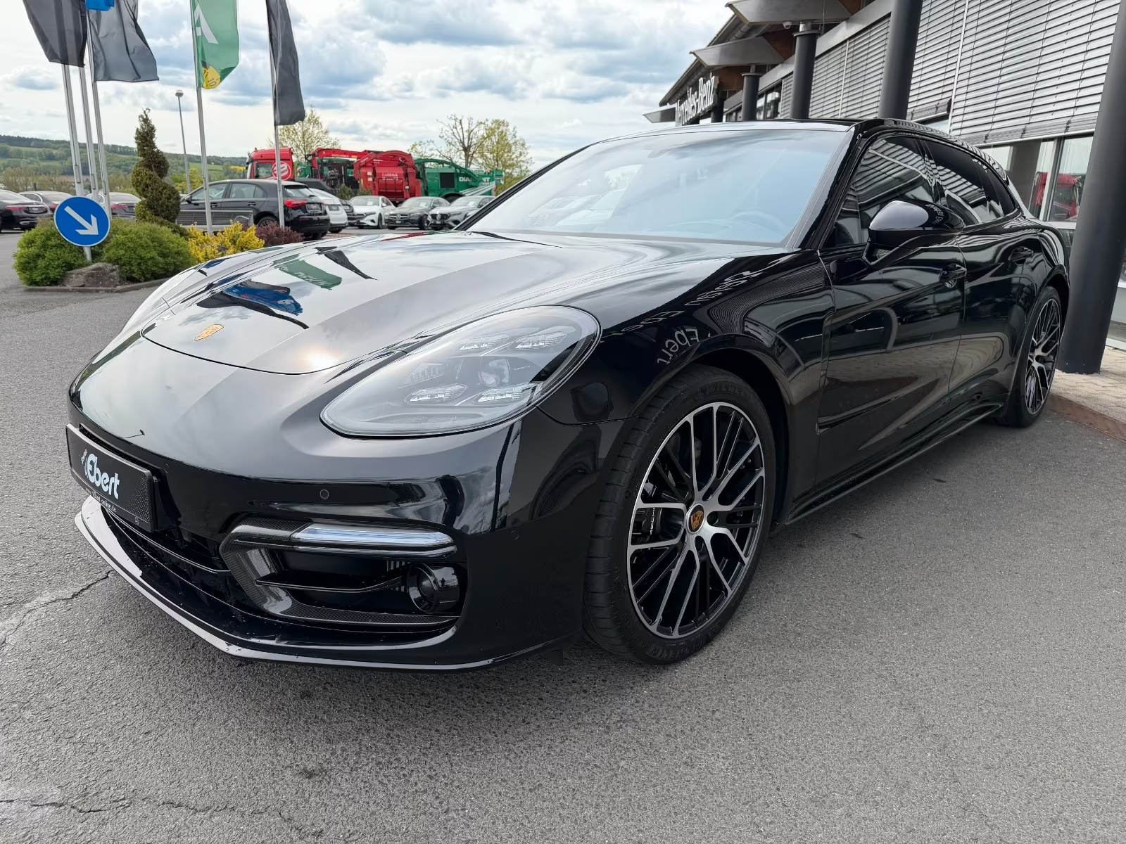 Trucks for Sale Germany Top-Trucks.ro Facebook ad: Porsche Panamera Sport Turismo GTS CARBON/BOSE/STDH/21…