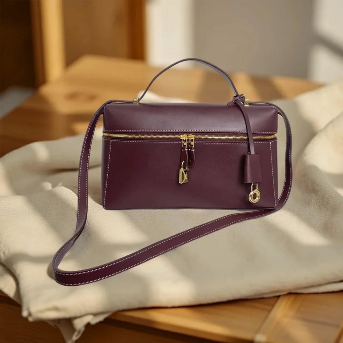 Jwetnik Facebook ad: RED WINE RIVA LUXURY SHOULDER AND CROSSBODY BAG