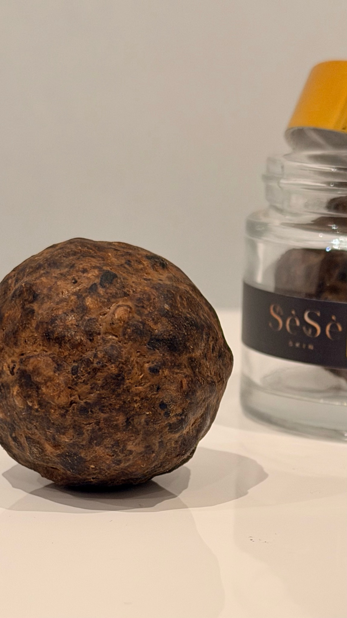 SèSè Skin Facebook ad: Raw Botanical Soap