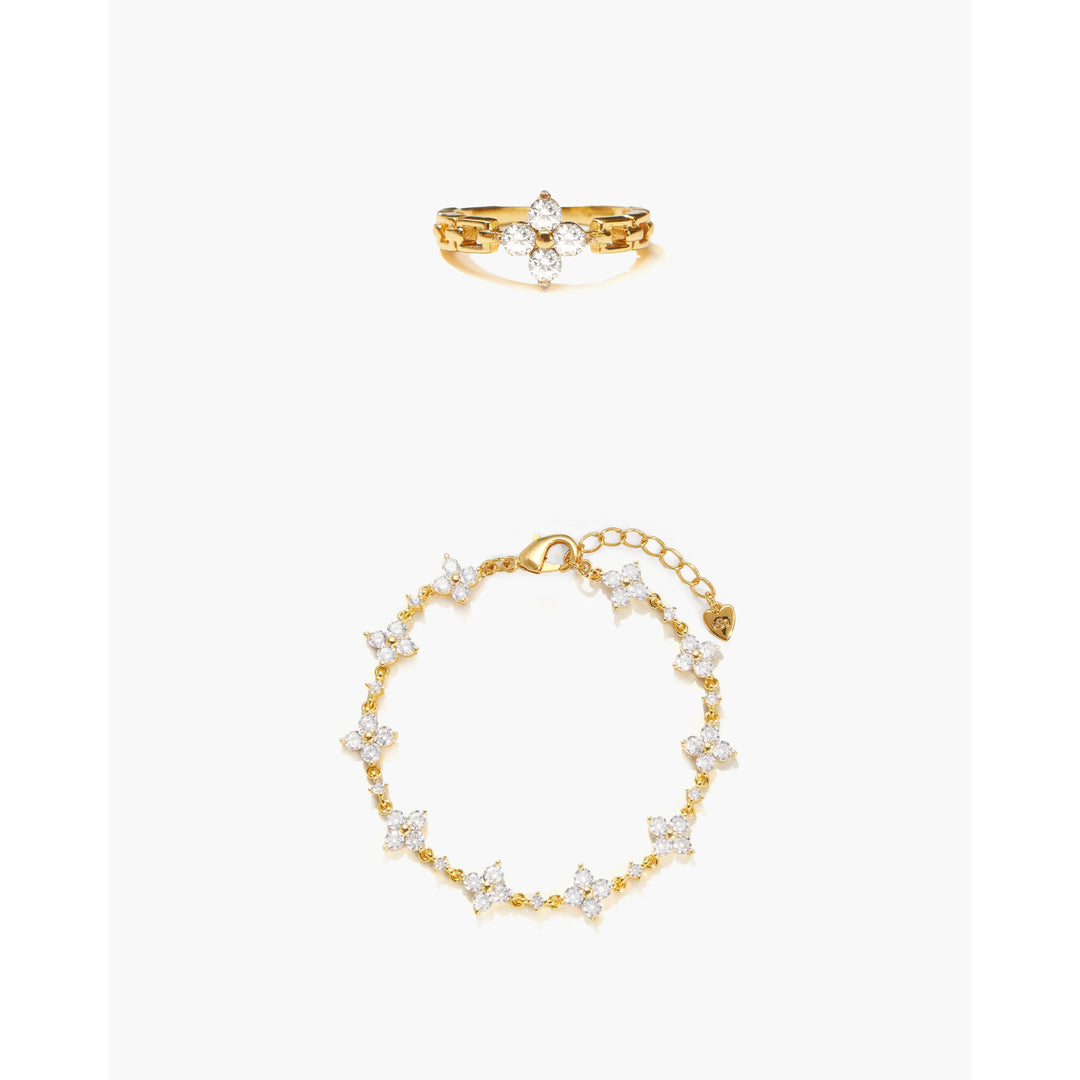 En Route Jewelry Facebook ad: Flower jewelry usually looks childish.