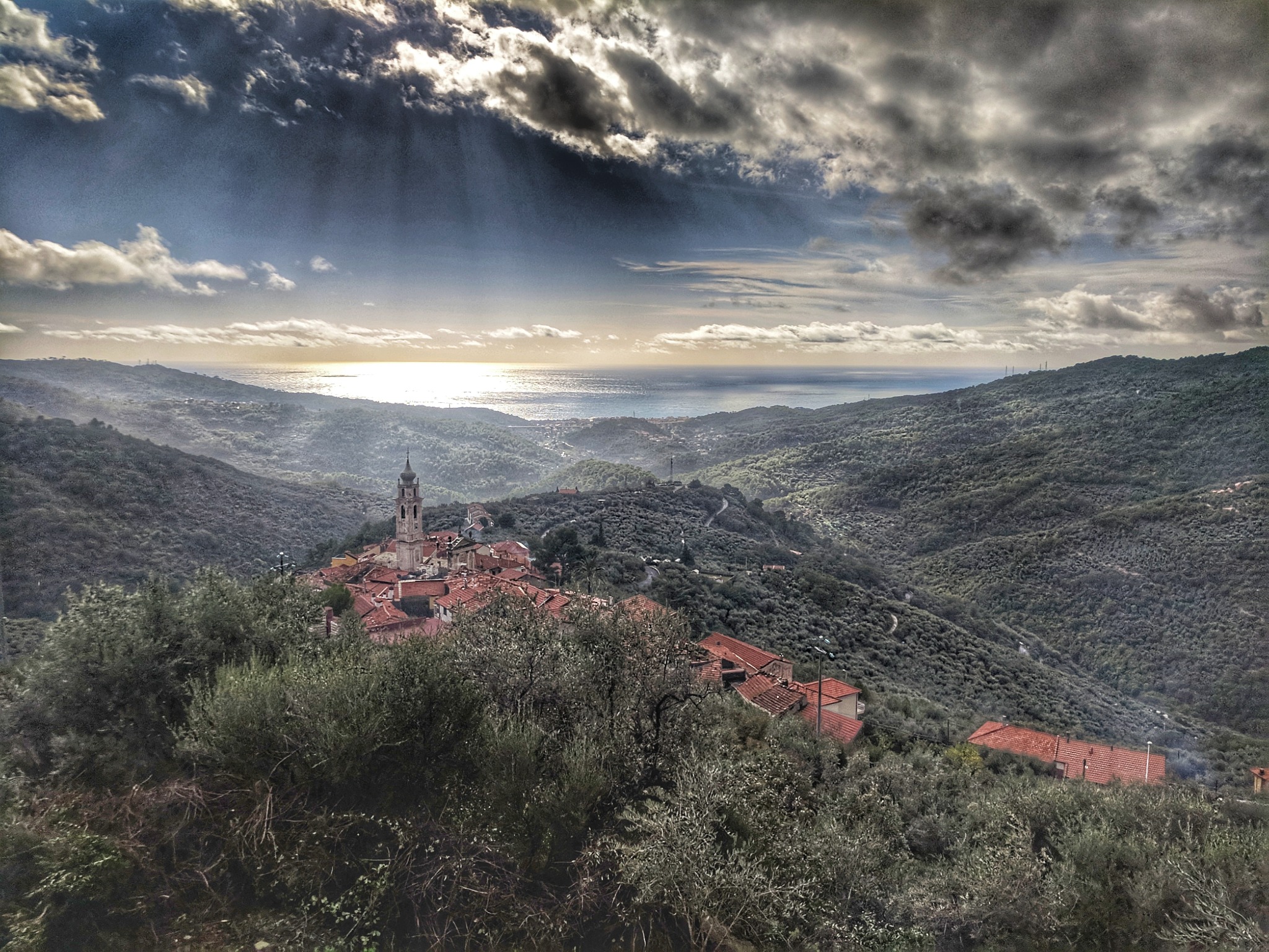 Mindfulness i Villa Faraldi Facebook ad: Mindfulness/Pust/Yoga i Italia.
