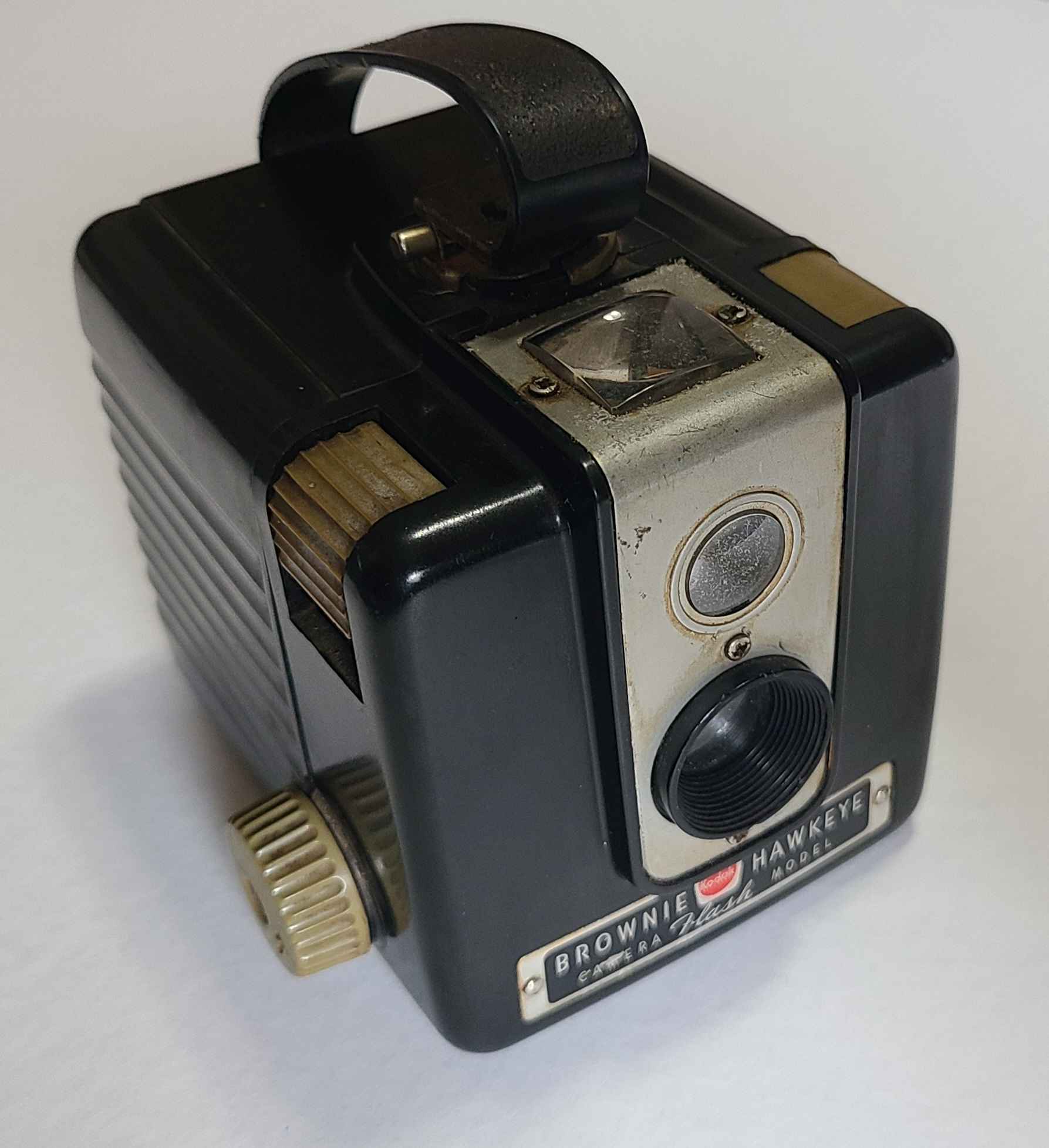 Steven Bode Facebook ad: Vintage Kodak Brownie Hawkeye Flash Model 620 Film Camera…