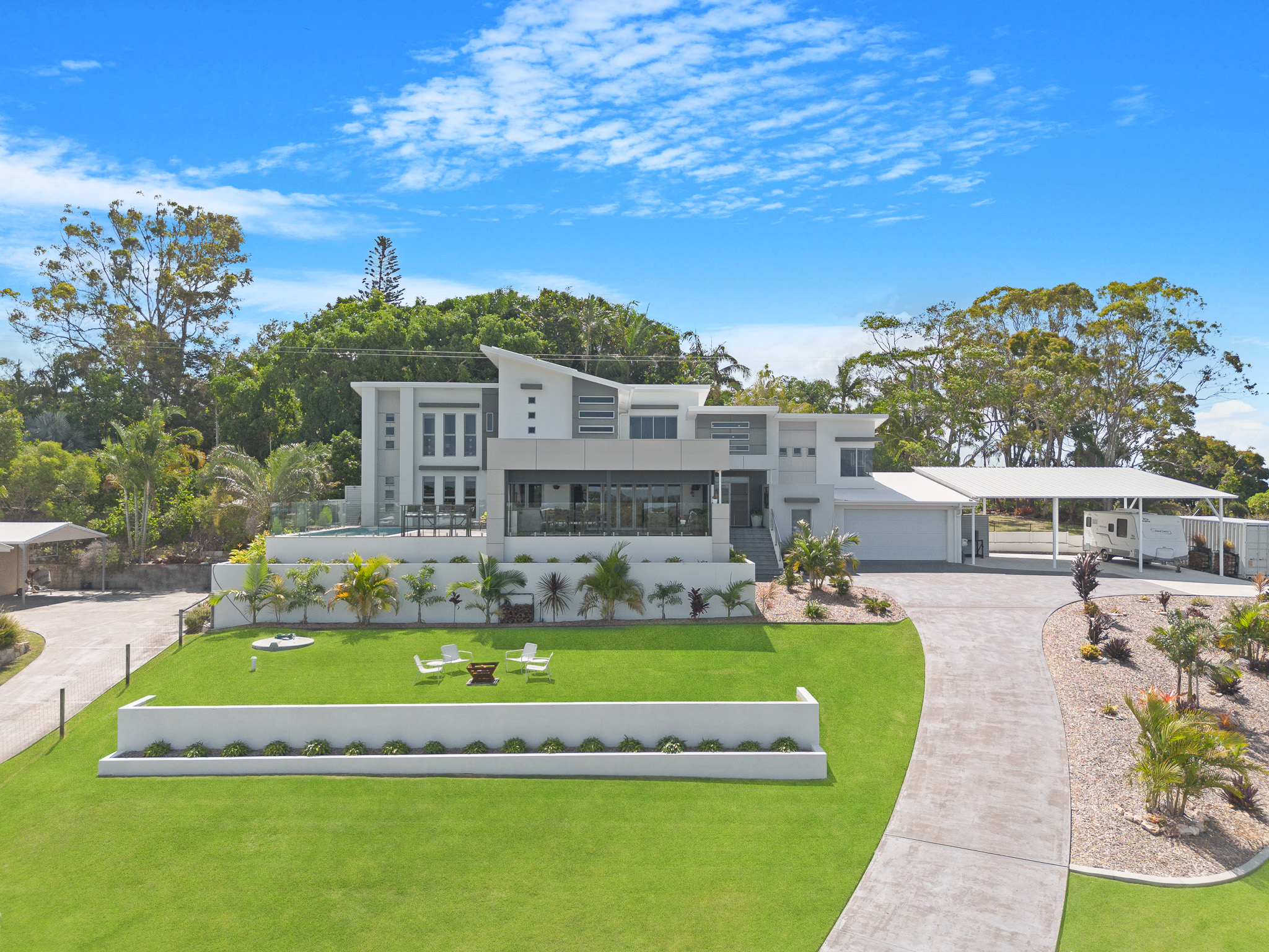 Ray Edward Real Estate Facebook ad: For Sale - 13 Coogera Court Dundowran Beach