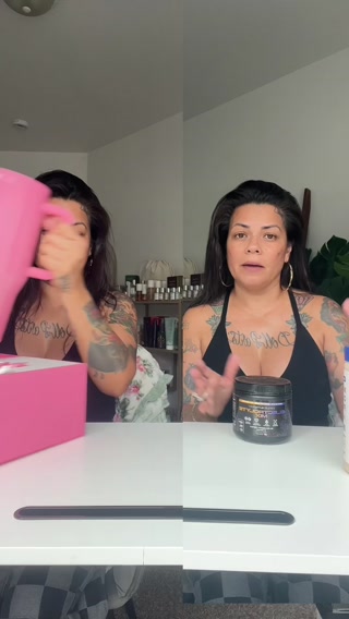 GenXmom Facebook ad: the beauty drink everyone's sipping