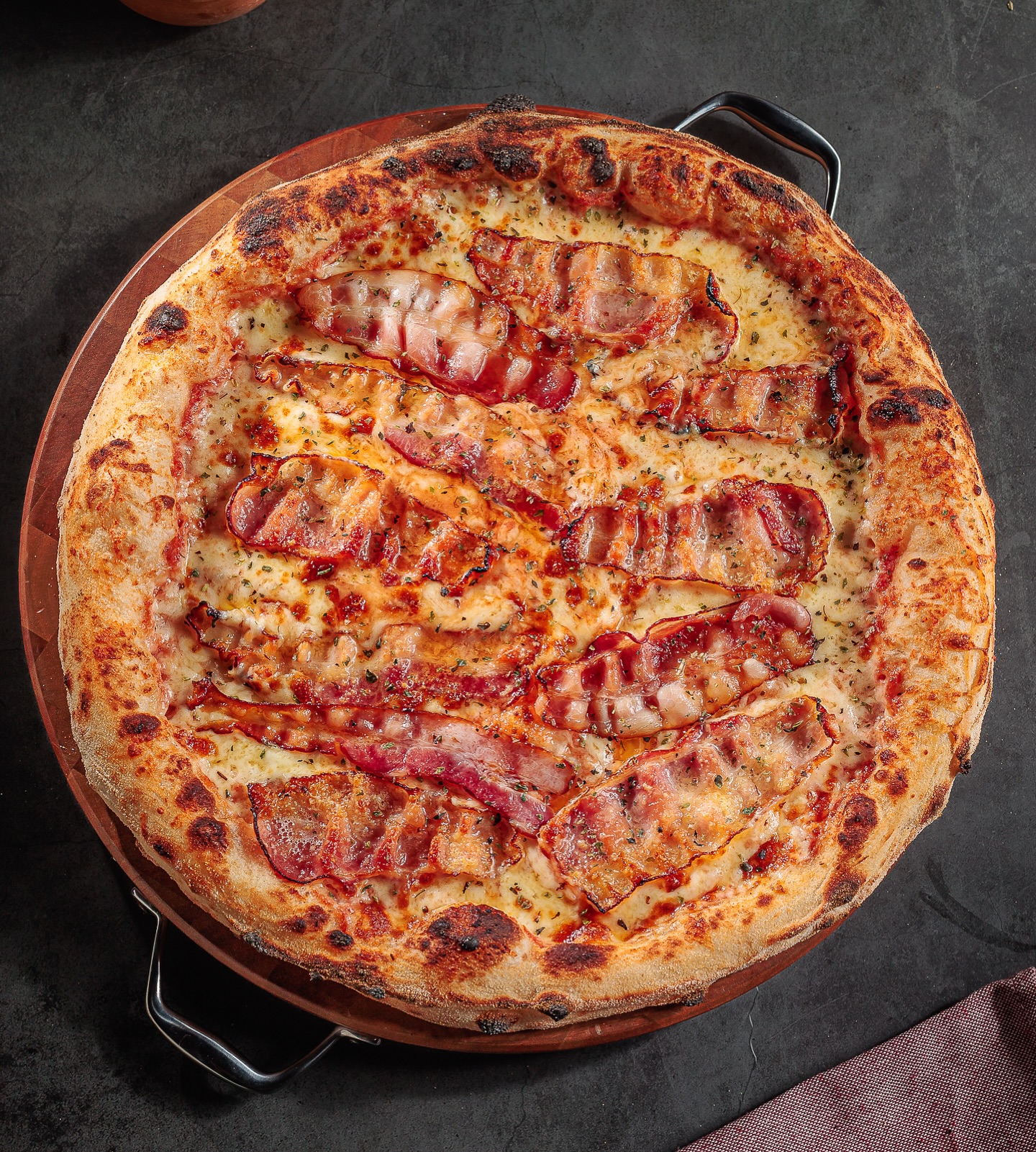 Pizza Frígio Facebook ad
