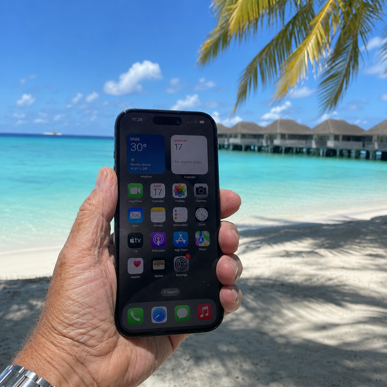Michael Johnson Facebook ad: I Started With Just My Phone…