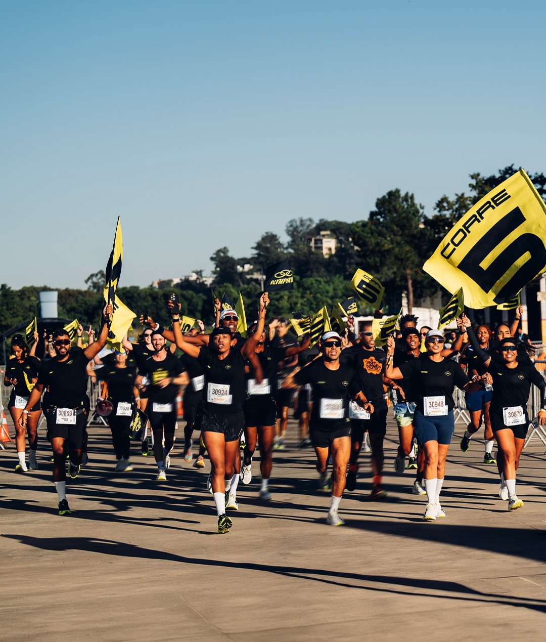 Olympikus Facebook ad: E esse esquenta pra Maratona Internacional de São…
