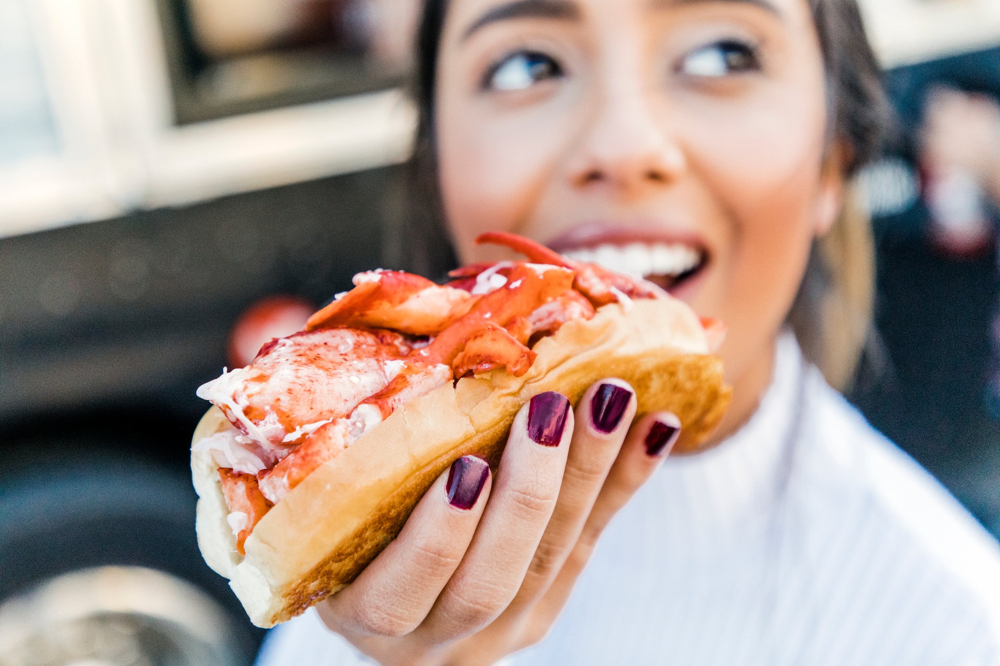 Cousins Maine Lobster - Chicago, IL Facebook ad: OAK LAWN, LOBSTER LOVERS YOUR DAY IS HERE!