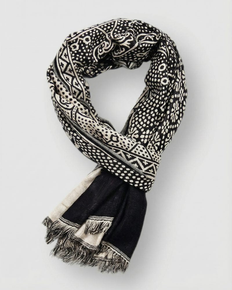 Harper Heights. Facebook ad: Effortless Style, One Drape Away