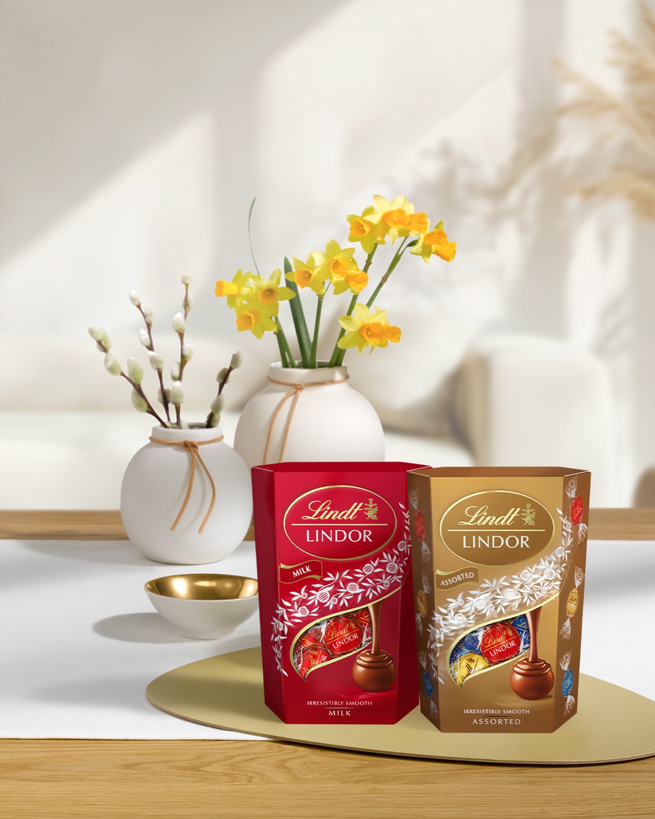 Lindt Facebook ad: Baharın hafifliği, Lindor’un ipeksi çikolatalarıyla…
