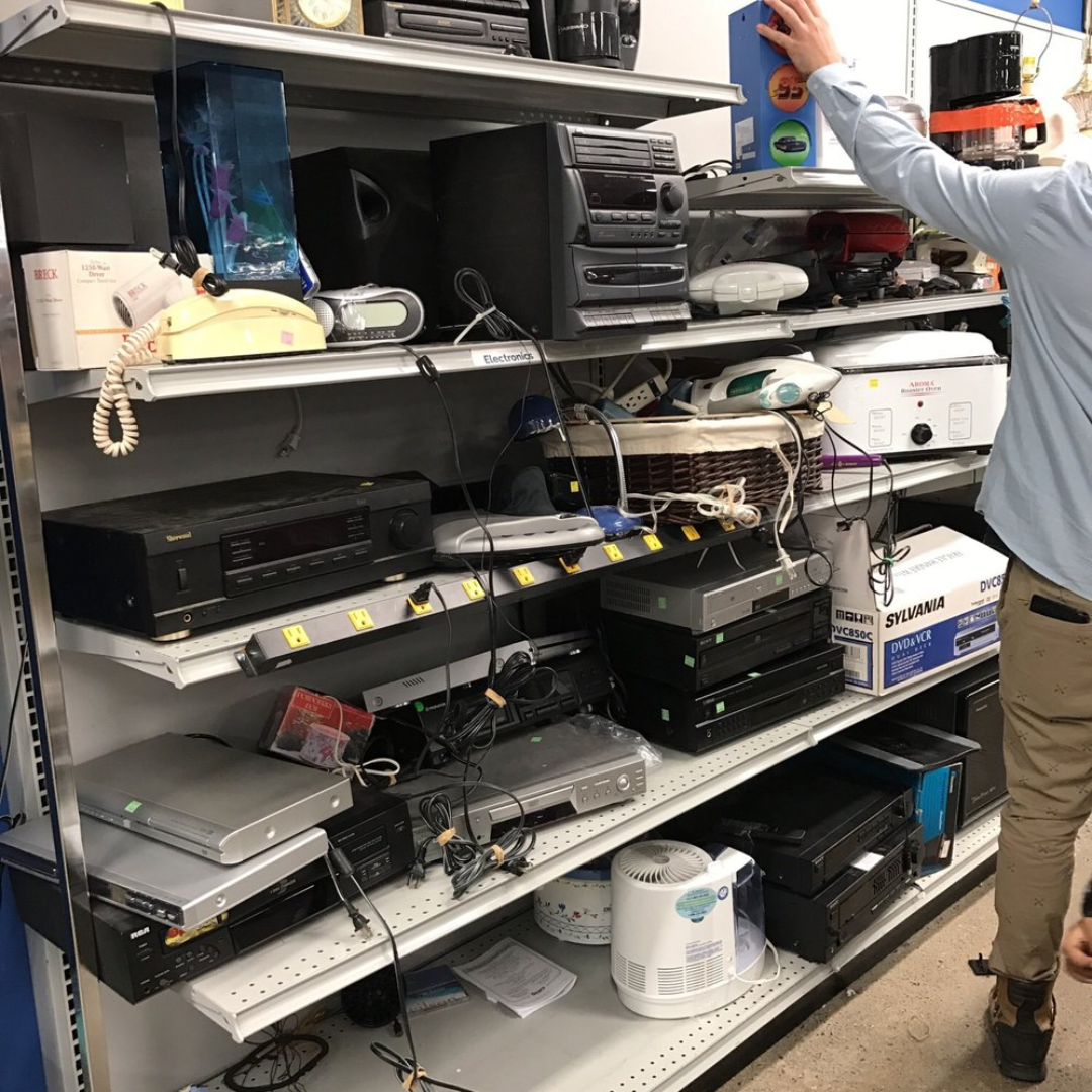 The Lifestylist Facebook ad: Electronic Thrift Stores